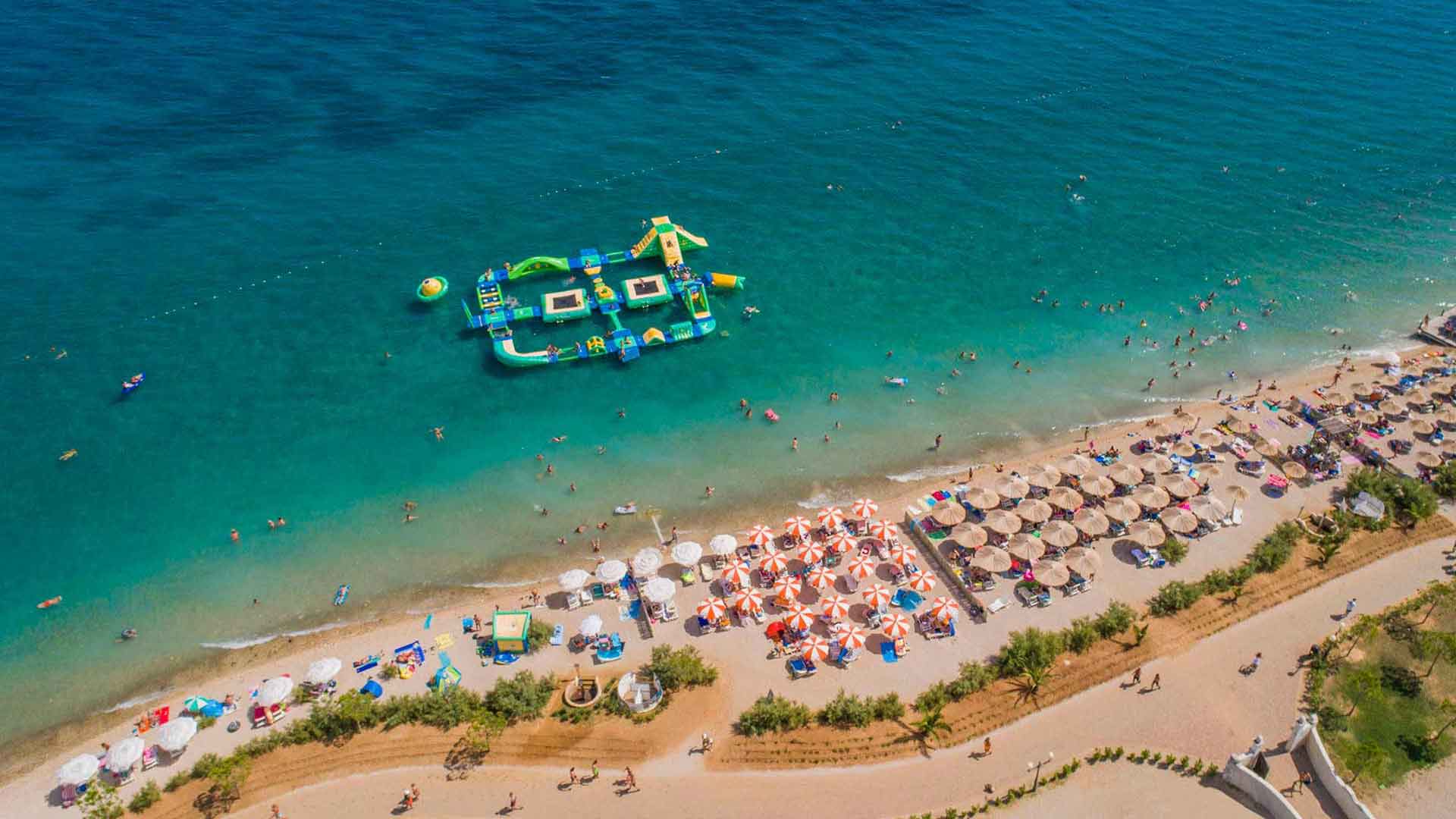 Strand des Hotels Andrija in Sibenik