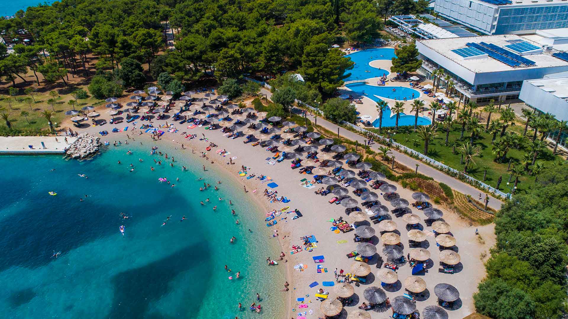 Strand des Hotels Ivan in Sibenik