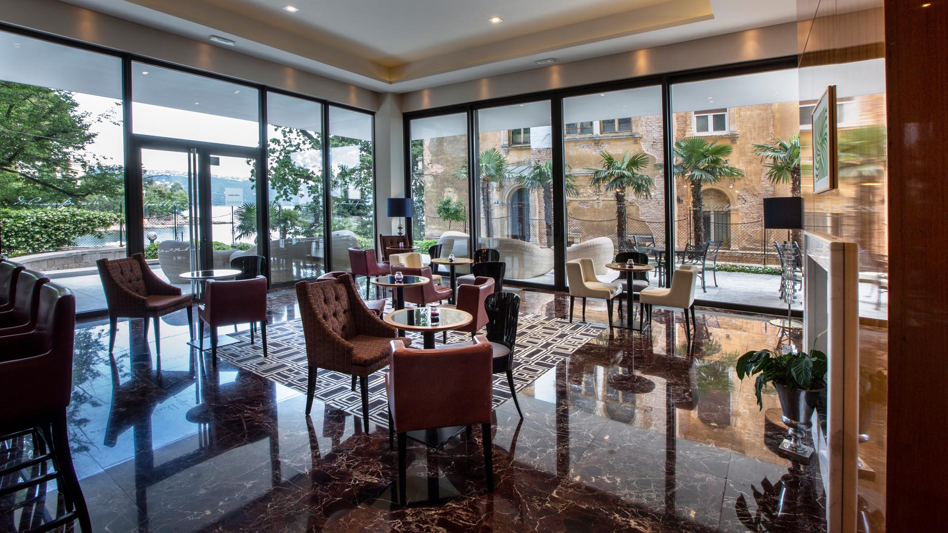 Lobby des Hotels Royal in Opatija
