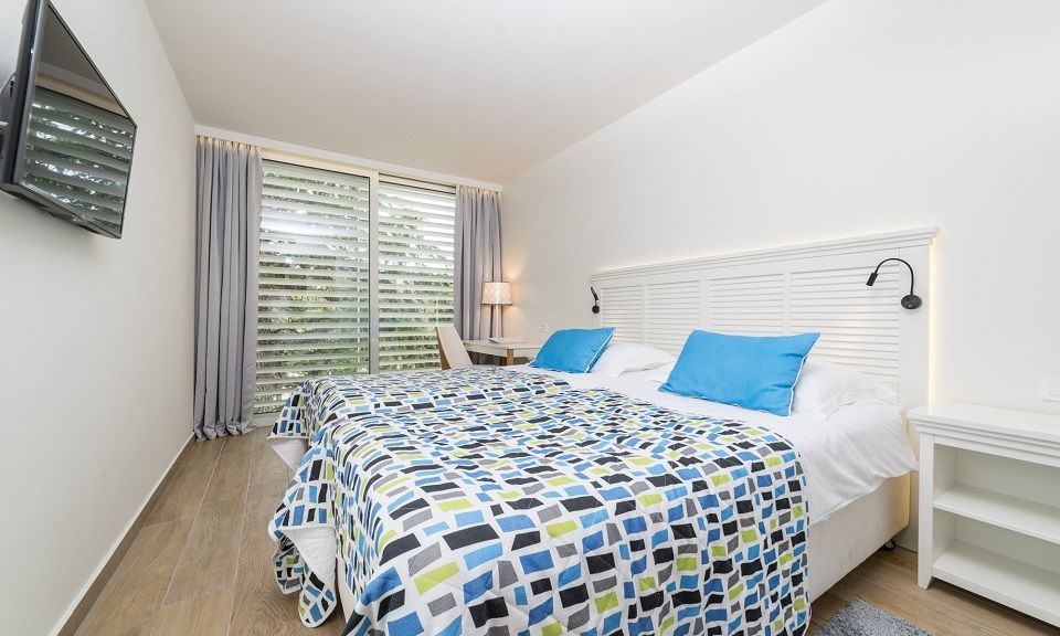 Doppel- oder Zweibettzimmer, 22 m² Parkblick, mit Balkon-1