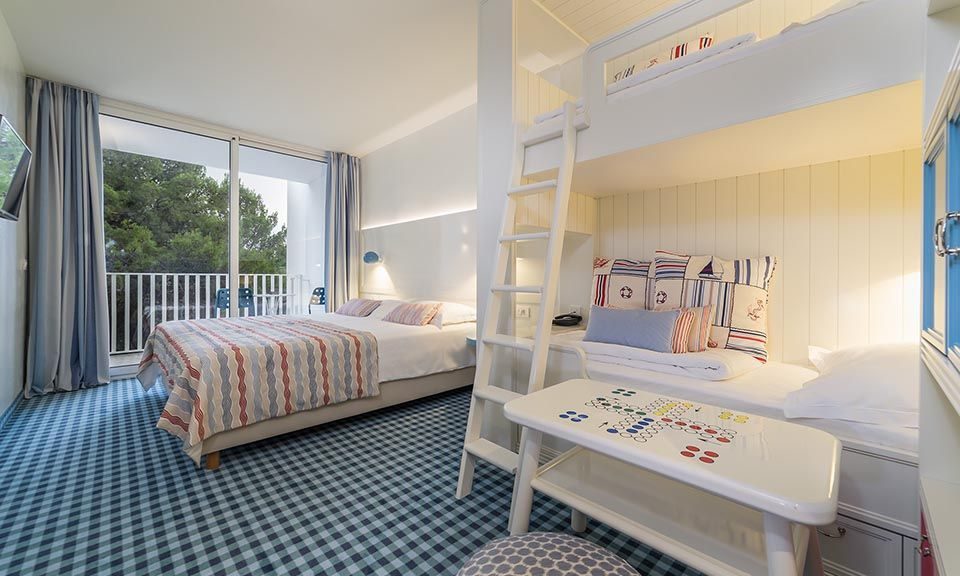 Familienzimmer 23,5 m² Meerseite, mit Balkon-1