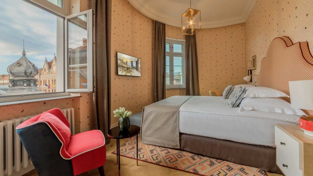 Gemütliches Zimmer 20 m² Blick zum Hof-1