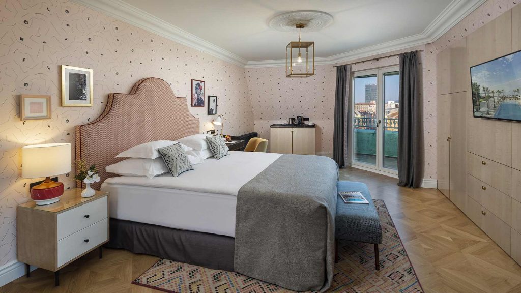 Corner Studio Suite 34 m² City View-1