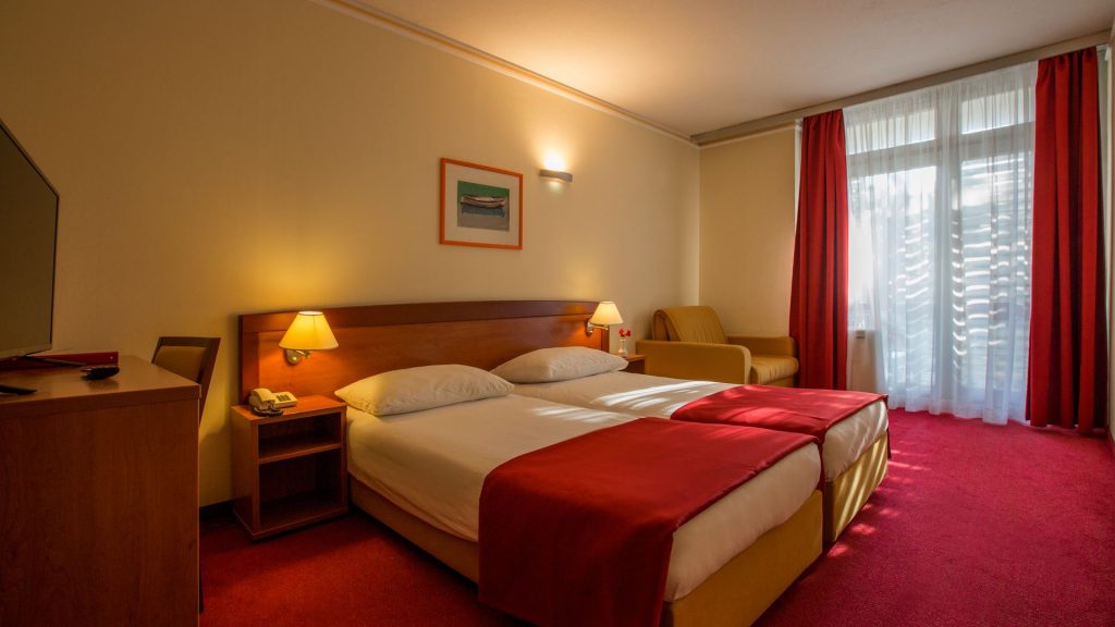 Connected Twin + 1 Room 36m² Sea Side with Balconies-1